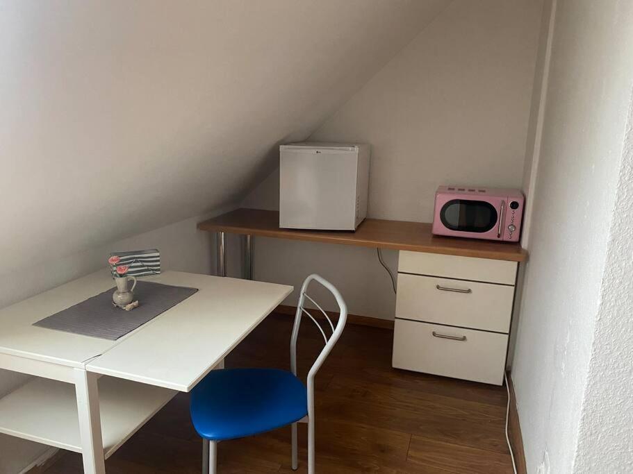 Ruhige Dachgeschosswohnung Seelze المظهر الخارجي الصورة