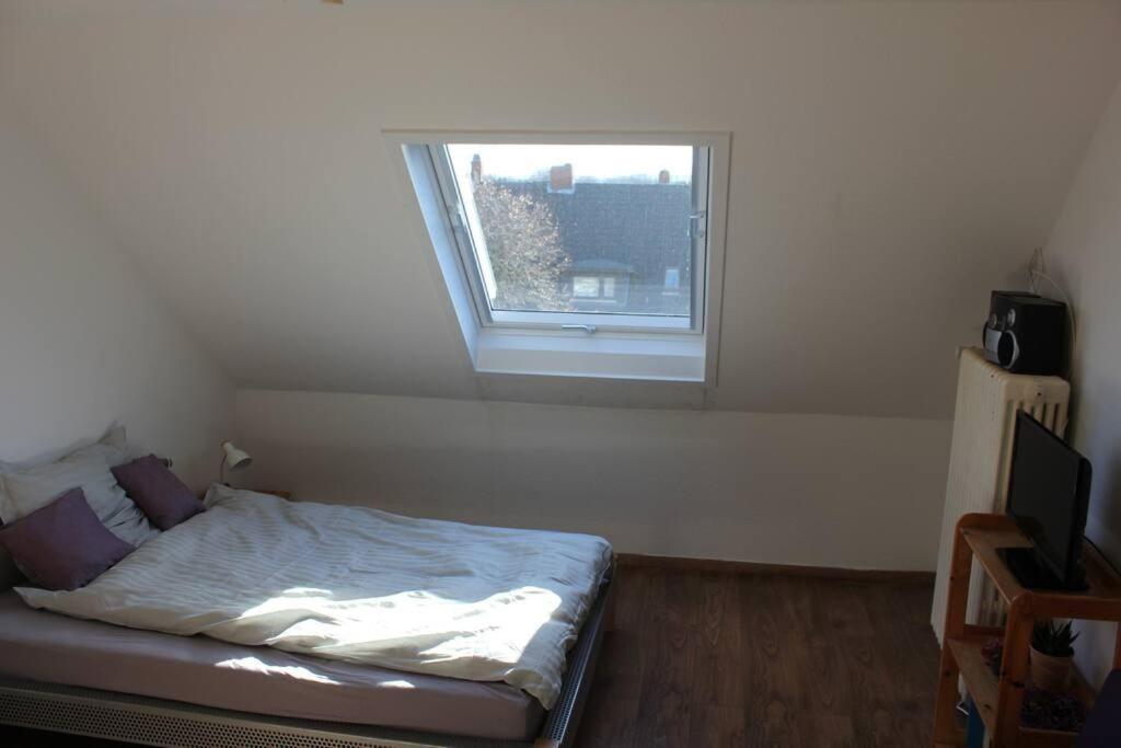 Ruhige Dachgeschosswohnung Seelze المظهر الخارجي الصورة